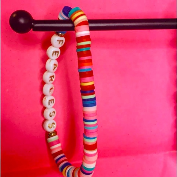 Aesthetic “fearless” colorful clay bead bracelet - Picture 4 of 5